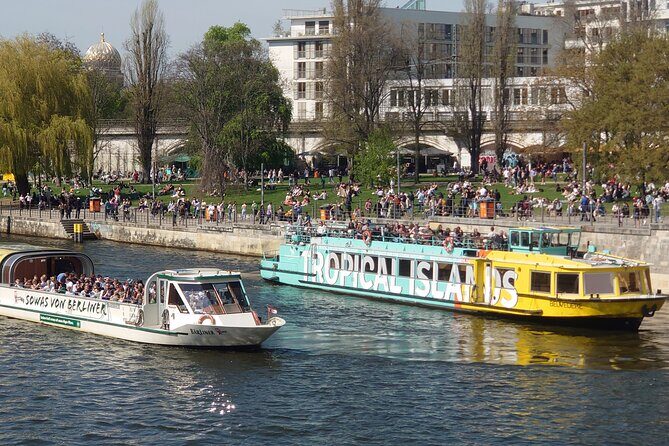 Berlin sightseeing boat tour on the Spree - In-Depth Review of the Berlin Spree Boat Tour