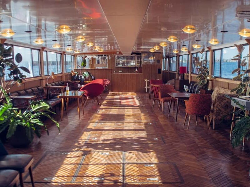 Berlin: Sightseeing Cruise from Berlin Main Station - Key Points