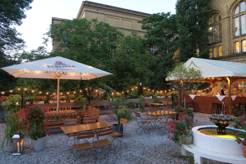 Berlin: Ticket for Bar Jeder Vernunft - Theater & Restaurant - Practical Tips for Visitors