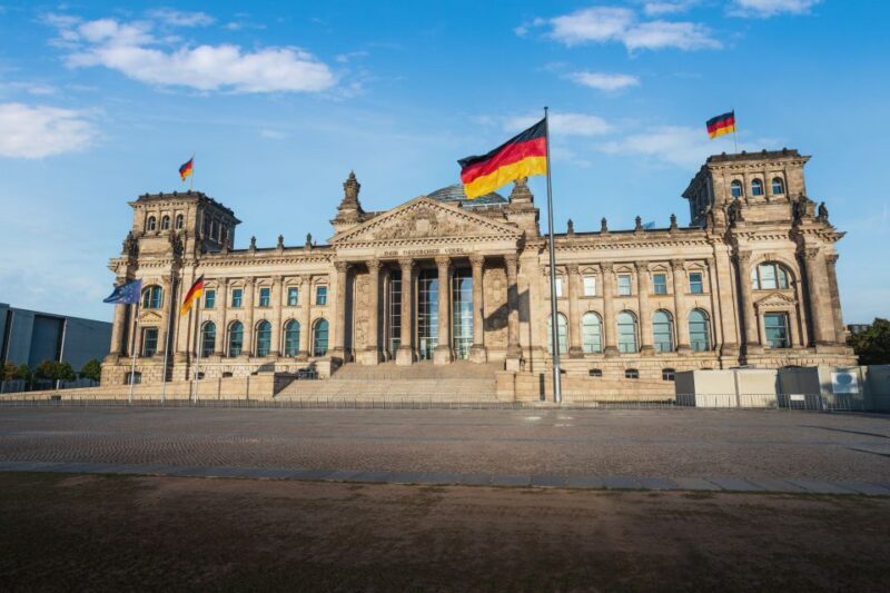 Berlin: Top Sights Guided E-Scooter Tour - FAQ