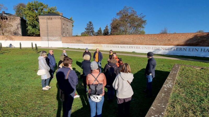 Berlin: Tour through Moabit's Criminal History - Key Points