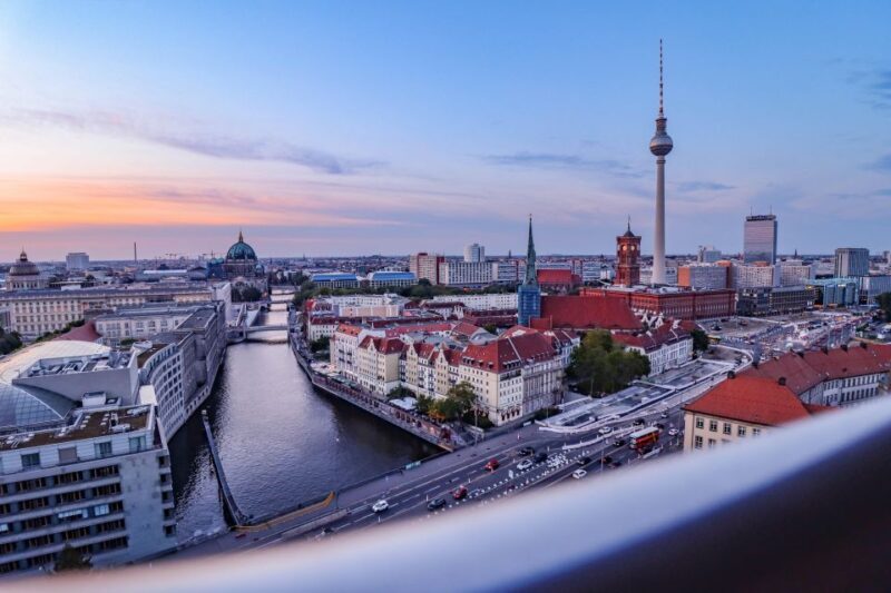 Berlin: Tour with Private Guide - A Closer Look at the Berlin Private Walking Tour