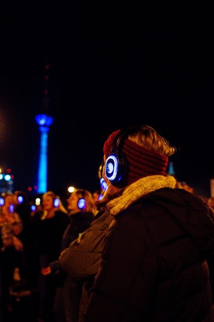 Berlin: Walk and Dance Silent Disco Tour with 80s / 90s - A Detailed Look at the Berlin Silent Disco Tour