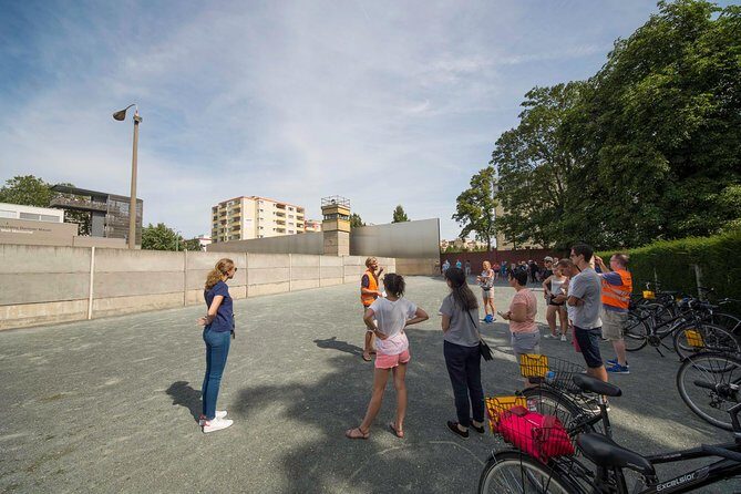 Berlin Wall and Cold War Bike Tour in Small Groups - FAQ