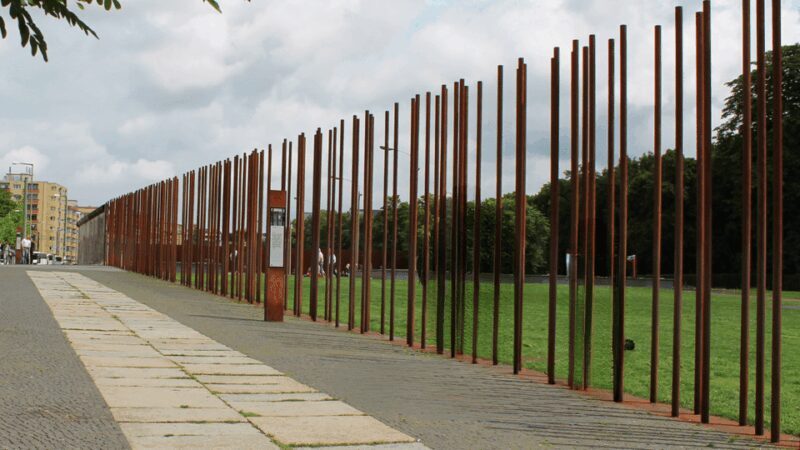 Berlin Wall Tour - Tears, Tunnels & Triumphs (Small Group) - What Makes This Tour Stand Out?