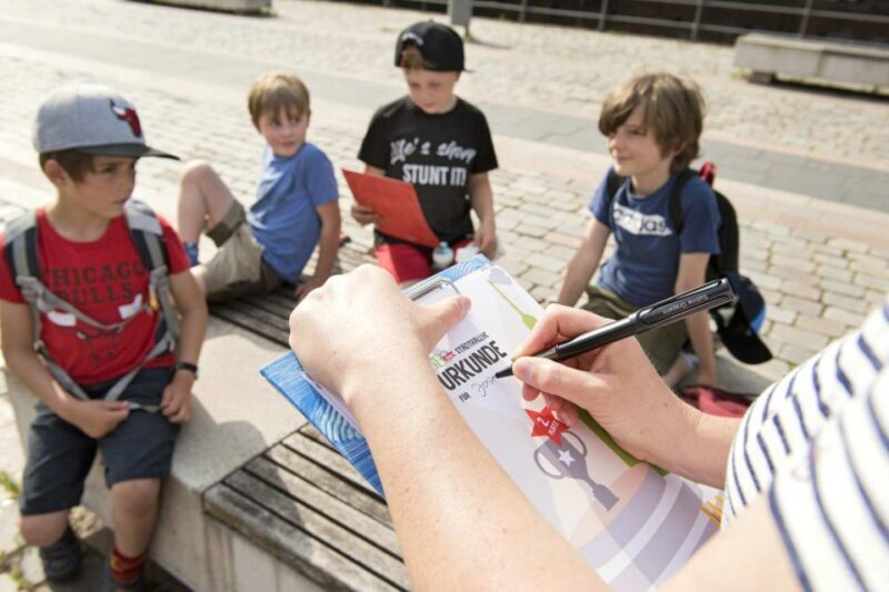 Berlin:City Exploration Scavenger Hunt for Kids with Geolino - Breaking Down the Itinerary