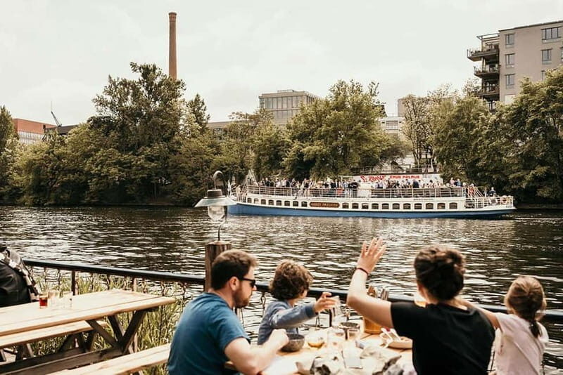 Berlin's Wild East: Nightlife & Counterculture Boat Tour - A Nighttime Voyage through Berlin’s Wild East