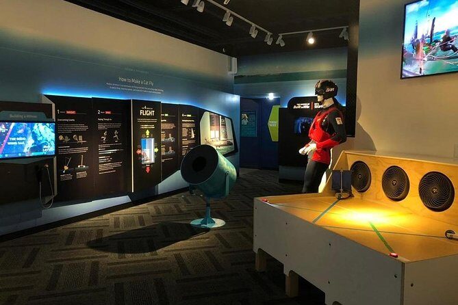 Bermuda Underwater Exploration Institute and Aquarium Adventure Day - Why You Should Consider This Tour