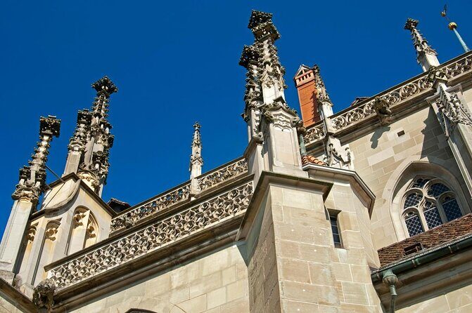 Bern Highlights Small-Group Walking Tour with a Local - Key Points