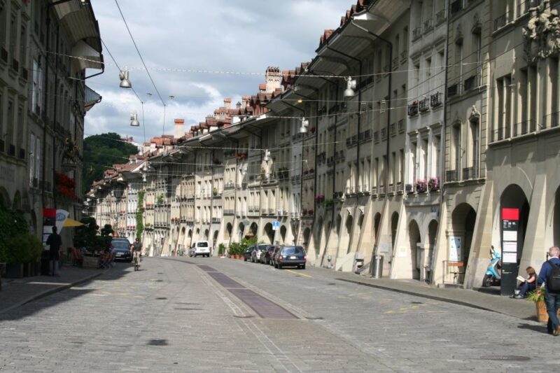 Bern: Private Walking Tour with a Local Guide - Exploring Bern with a Personal Touch