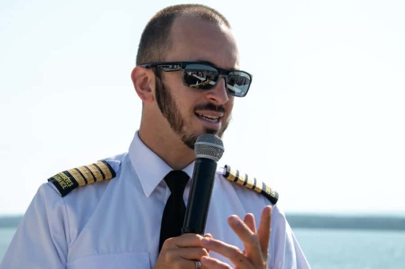 Berthier-sur-Mer: 1000 Razorbill Penguins Observation Cruise - Wildlife & Bird Watching