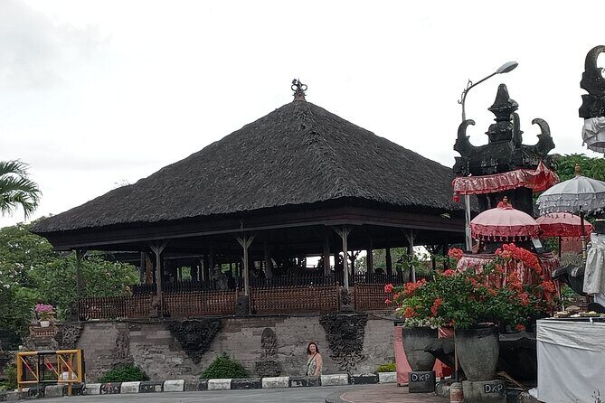 Besakih Mother Temple Tukad Cepung East Bali Private Guided Tour - Exploring East Bali: A Deep Dive into the Besakih Mother Temple Tukad Cepung Tour
