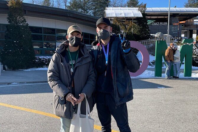 Best 2 Days Guided DMZ and Seoul City Tours from Seoul - Transportation and Group Dynamics