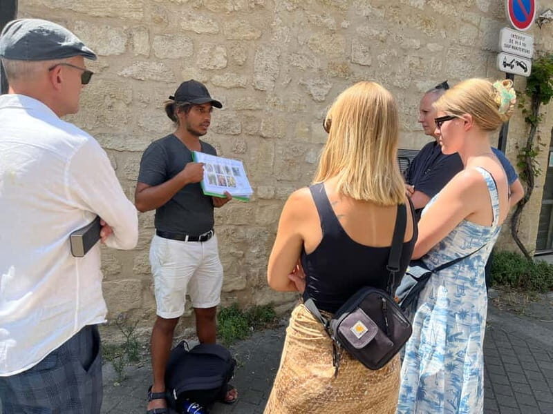 Best : Bordeaux Walking Tour + 1 Wine glass - Key Points