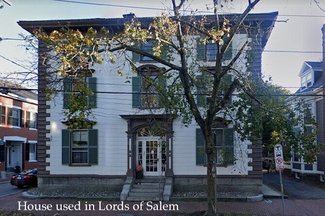 Best Hocus Pocus Movies & More Tour - Key Points