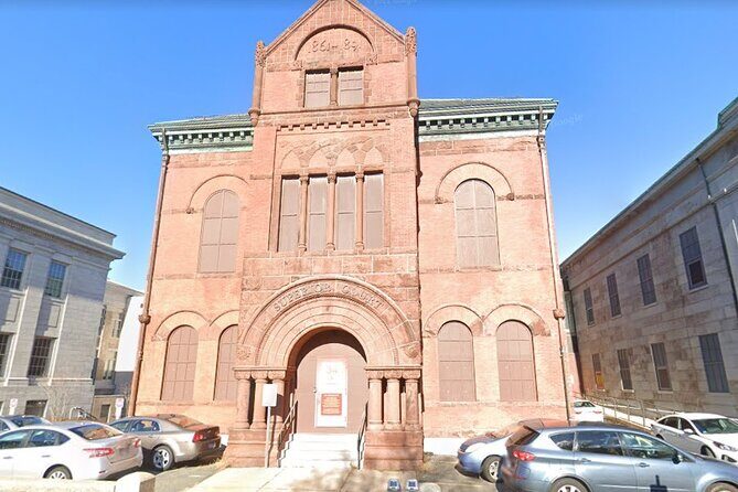 Best Hocus Pocus Movies & More Tour - Who Would Enjoy This Tour Most?