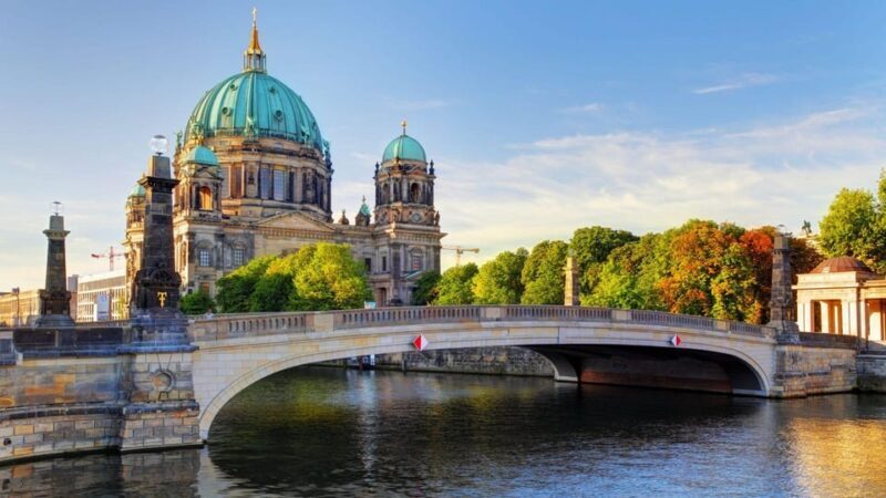 Best of Berlin: Private Walking Tour with a Local - Exploring Berlin with a Personal Touch