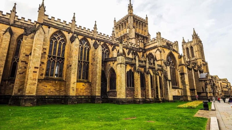 Best of Bristol: Private Walking Tour with a Local - Who Should Consider This Tour?