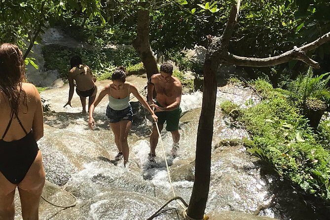 Best of Chiang Mai: Private Tour in a Day - Guides and Authentic Experiences