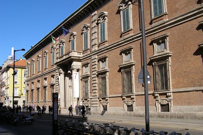 Best of Milan audio tour: From the gorgeous Duomo to Castello Sforzesco - Key Points