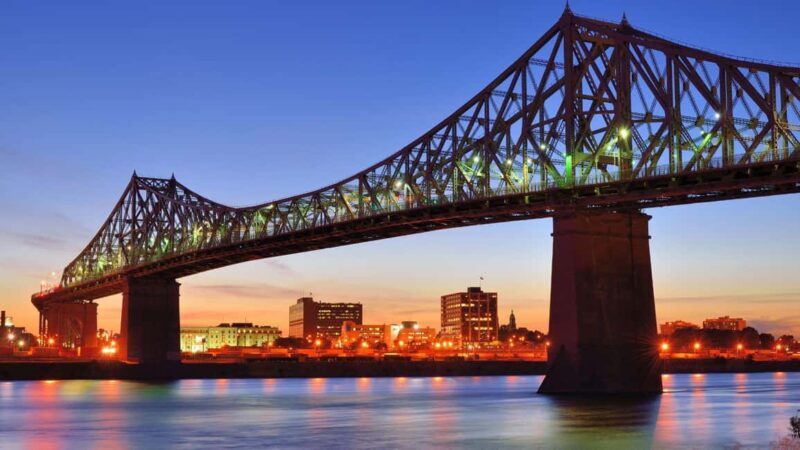 Best of Montréal: Private Walking Tour with a Local - Exploring Montréal’s Heart: A Personal Perspective