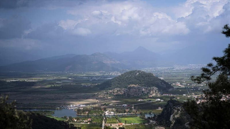 Best of Mula: Private Walking Tour with a Local - Who Will Love This Tour?