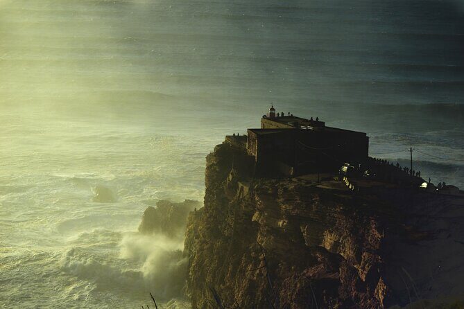 Best of Nazaré Tour - What Makes This Tour Stand Out?