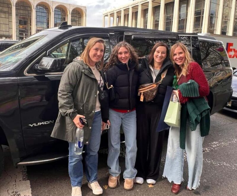 Best of NYC: Top-Rated Gossip Girl Tv Locations Bus Tour - A Detailed Look at the "Gossip Girl" Tour