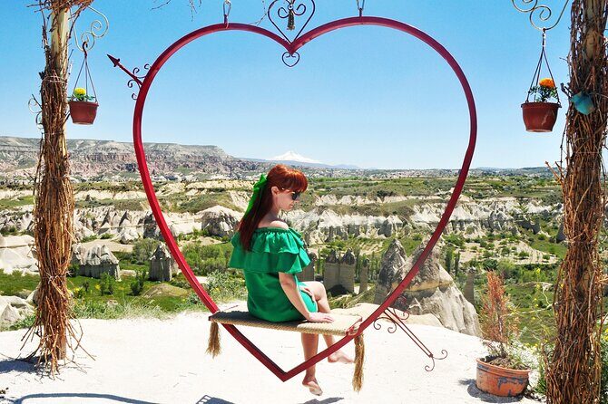 Best of Red and Green Small Group Guided Tour - Authentic Experiences and Practical Tips