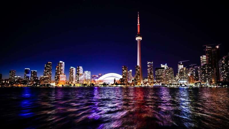Best of Toronto: Private Walking Tour with a Local - Detailed Breakdown of the Itinerary