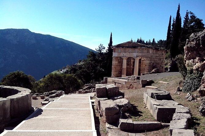 BEST PRIVATE TOUR TO DELPHI: Delphi Arachova Hosios Monastary - An In-Depth Look at the Private Tour to Delphi