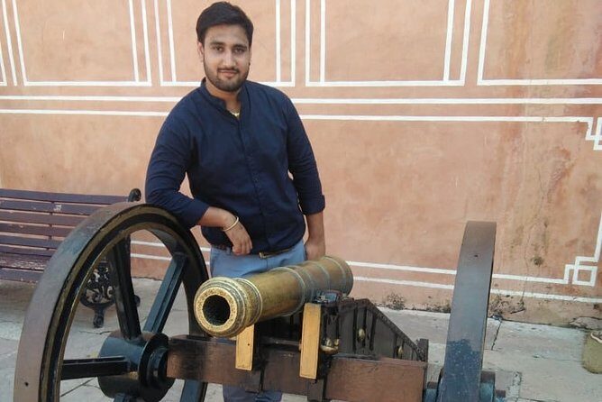 Best Rajasthan Tour Package 9 Nights 10 Days - Day 2: Jaipur’s Forts, Palaces, and Markets