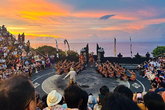 Best Sunset at Uluwatu with Kecak Dance - Key Points
