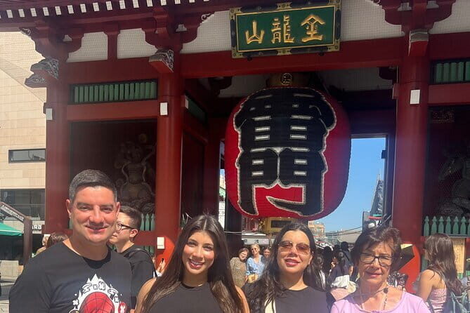 Best Tokyo 4 hours East part by public transportation - Key Points