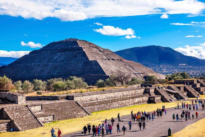 Best Tour of Teotihuacan with Basilica of Guadalupe and Tlatelolco - A Deep Dive into Mexico City’s Highlights