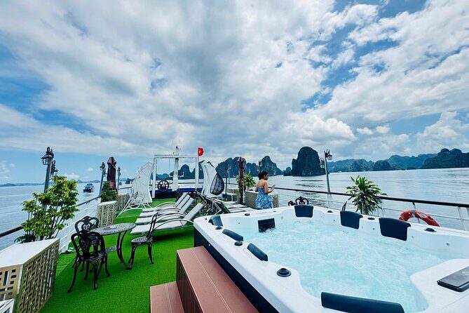 Best Value Ha Long bay 1 day - Lunch, kayak, swimming, transfer - Who Should Consider This Tour?