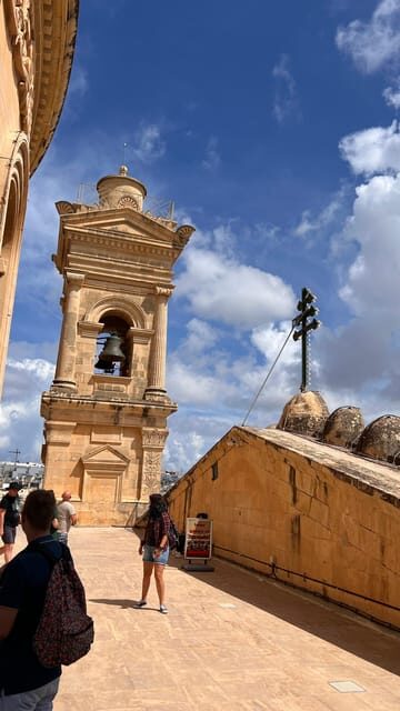 Between Creations and Miracles: Handicrafts and the Basilica of Mosta TOUR IN PORTUGUESE - The Value of This Experience