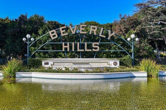 Beverly Hills on Foot Self Guided Audio Tour - Key Points