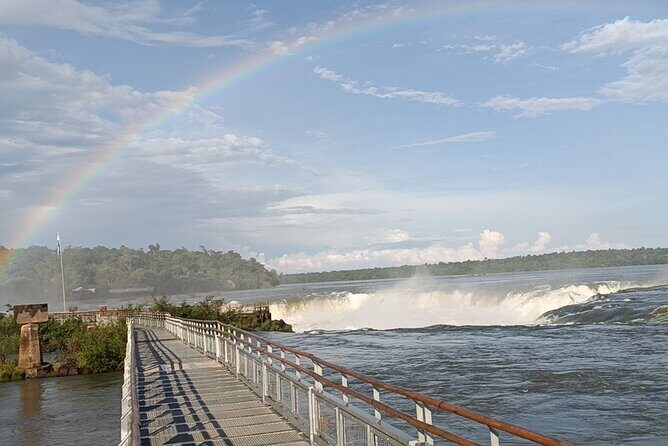 Beyond Iguassu Falls, visit Iguassu Falls with the best company - FAQ