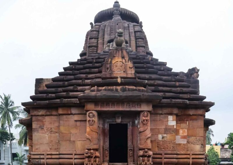 Bhubaneswar: 2 Hours Guided Heritage & Cultural Walking Tour - Key Points