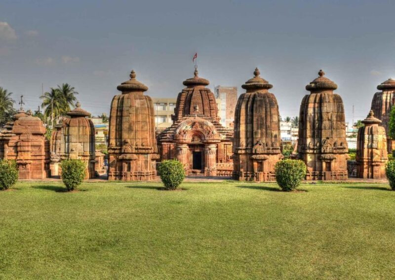 Bhubaneswar: 2 Hours Guided Heritage & Cultural Walking Tour - The Sum Up