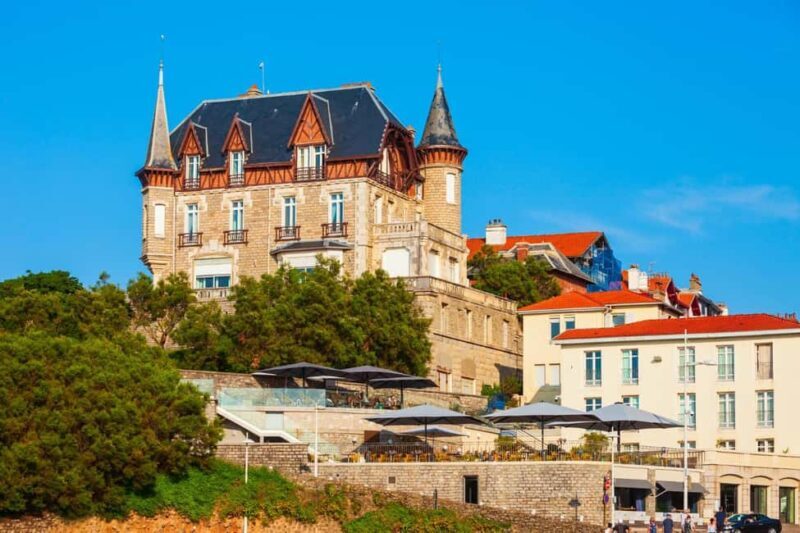 Biarritz: 2-hour Best Intro Walking Tour with a Local - Key Points