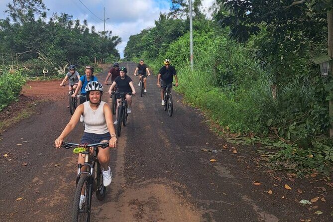 BiciTour Giant Turtles and Lava Tunnel in Galapagos - An in-depth look at the tour