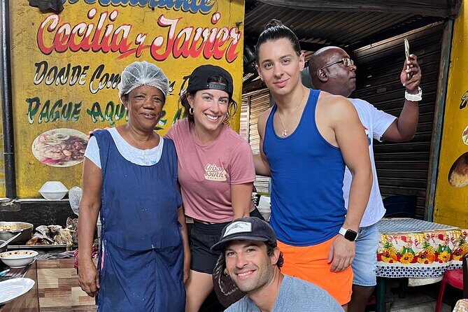 BICYCLE TOUR AND LUNCH AT ANTHONY BOURDAIN'S FAVORITE SPOT - Key Points