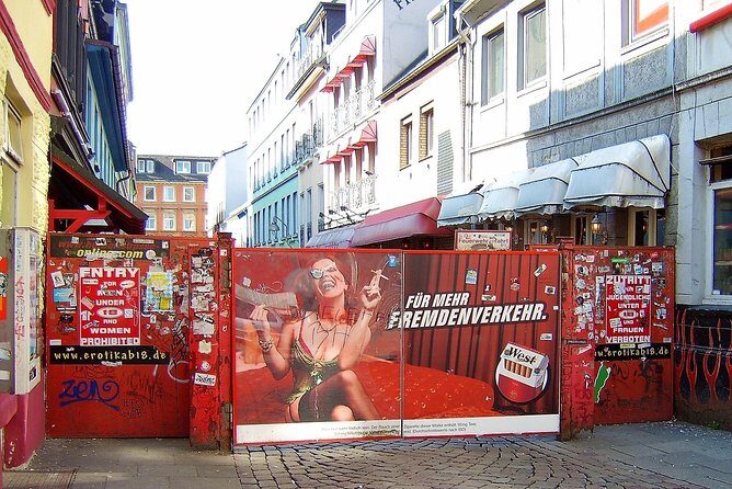 Bicycle tour through the "other" Hamburg (min.4) - Who Will Love This Tour?