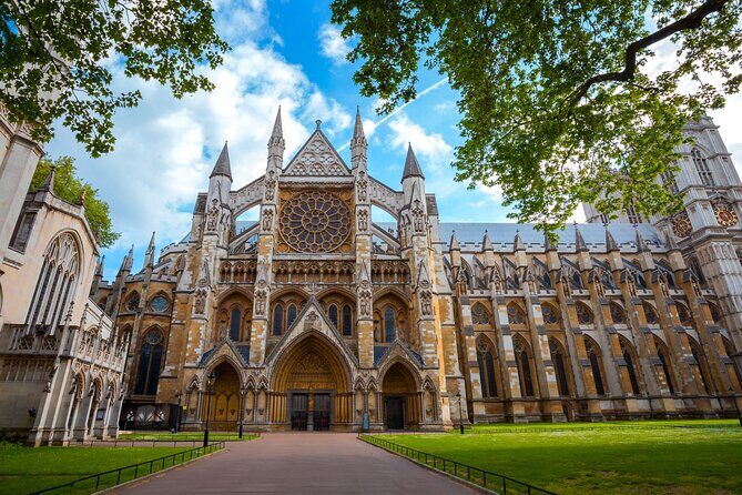 Big Ben, Westminster Abbey & Changing of the Guard Guided Tour - FAQ