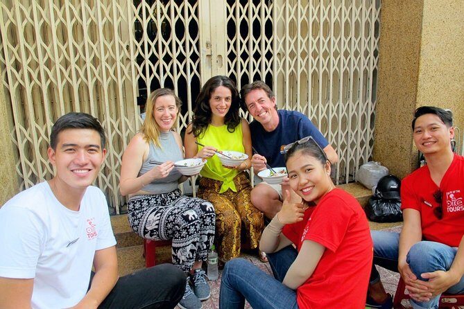 Big Eats & Small Seats - What Makes This Tour Special?