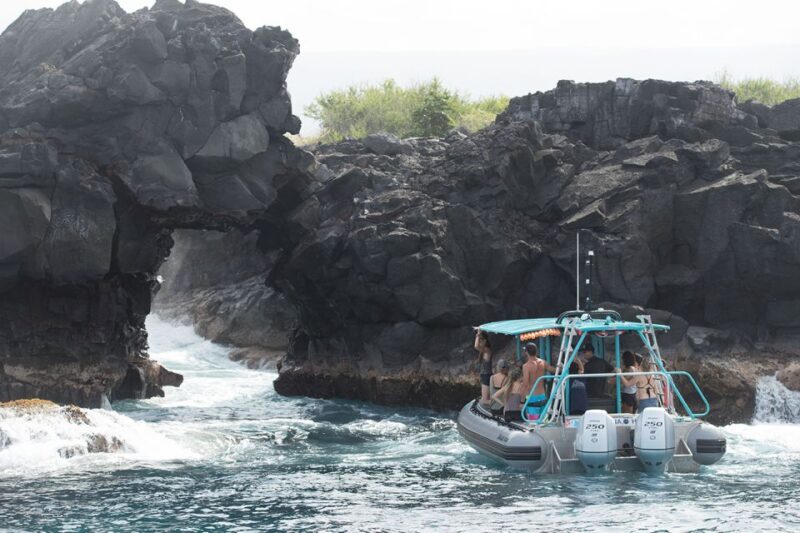 Big Island: Kona Half-Day Boat Tour with Snorkeling & Lunch - The Sum Up