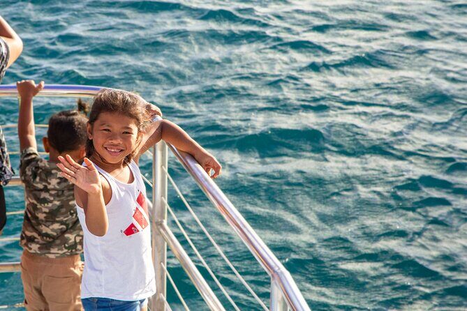 BIG Sunset Cruise - Dinner & Dolphin Watching in Guam - A Detailed Look at the Big Sunset Dinner Cruise in Guam