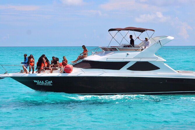 Big Yacht 48ft Rental up to 15 Pax snorkel - A Private Yacht Escape in Cancun: What to Expect from the 48ft Big Yacht Rental